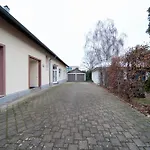 Apartamento Wohlfuehloase Fuer Grosse Familien Und Freundesgruppen Vorstetten